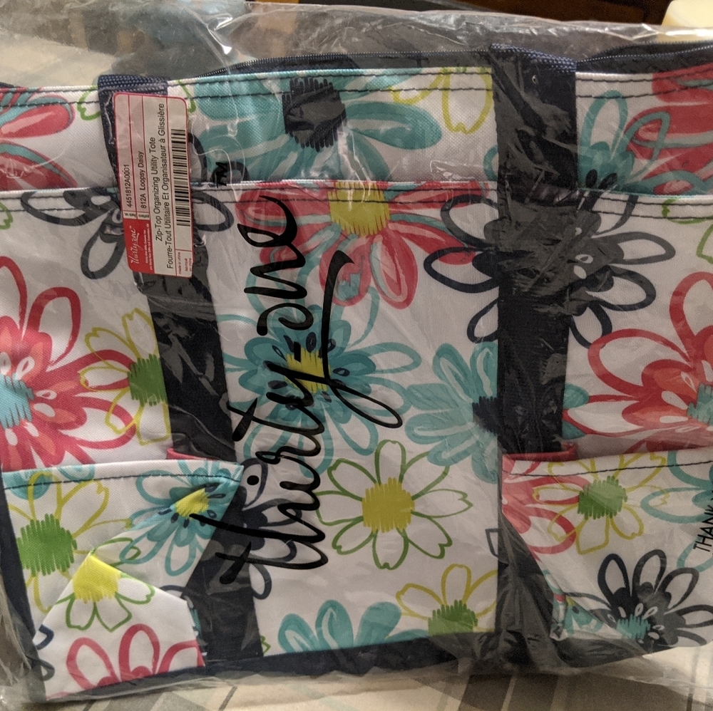 Thirty-One Zip top utility tote